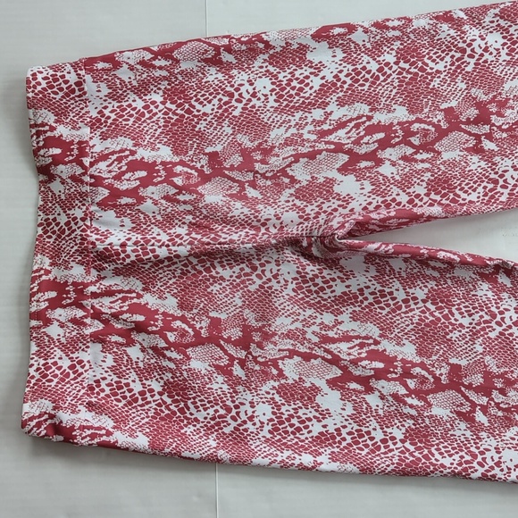 Krazy Larry Snakeskin Print TUMMY CONTROL Rayon Pants 12 Red White - Picture 8 of 15